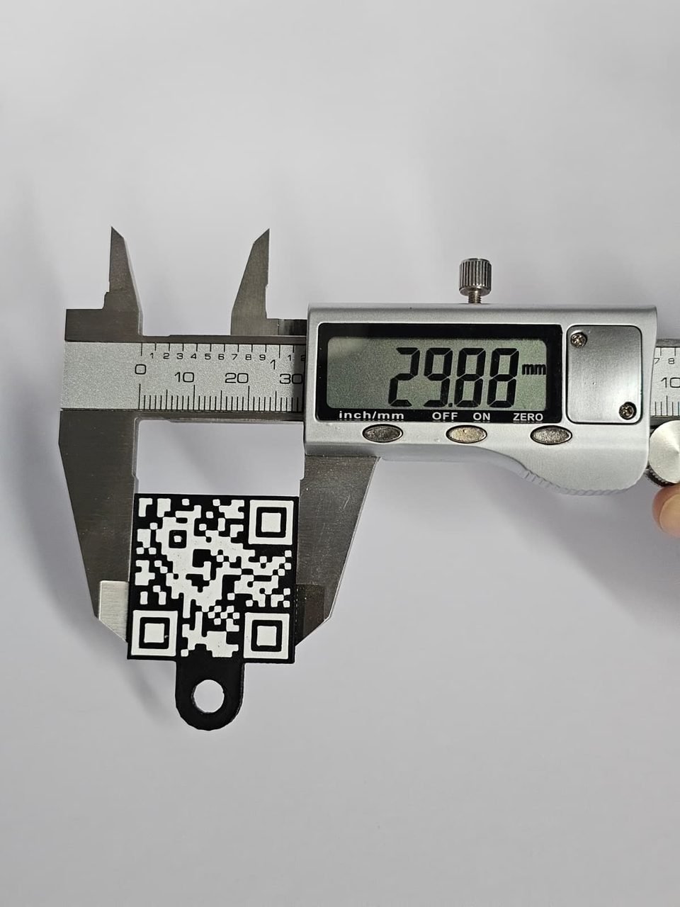Código QR funcional impreso en 3D en relieve